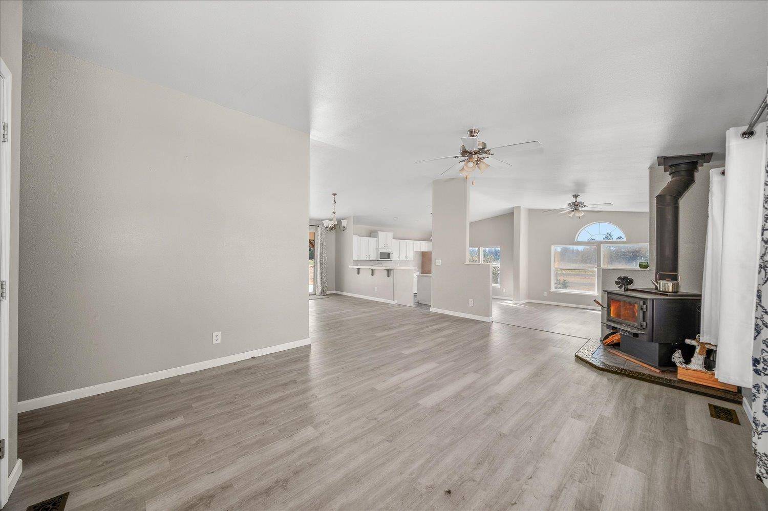1117 W Paradise Rd, Spokane, WA 99224