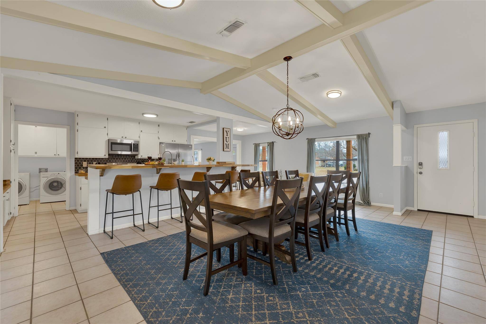 217 W Driftwood DR, Fredericksburg, TX 78624