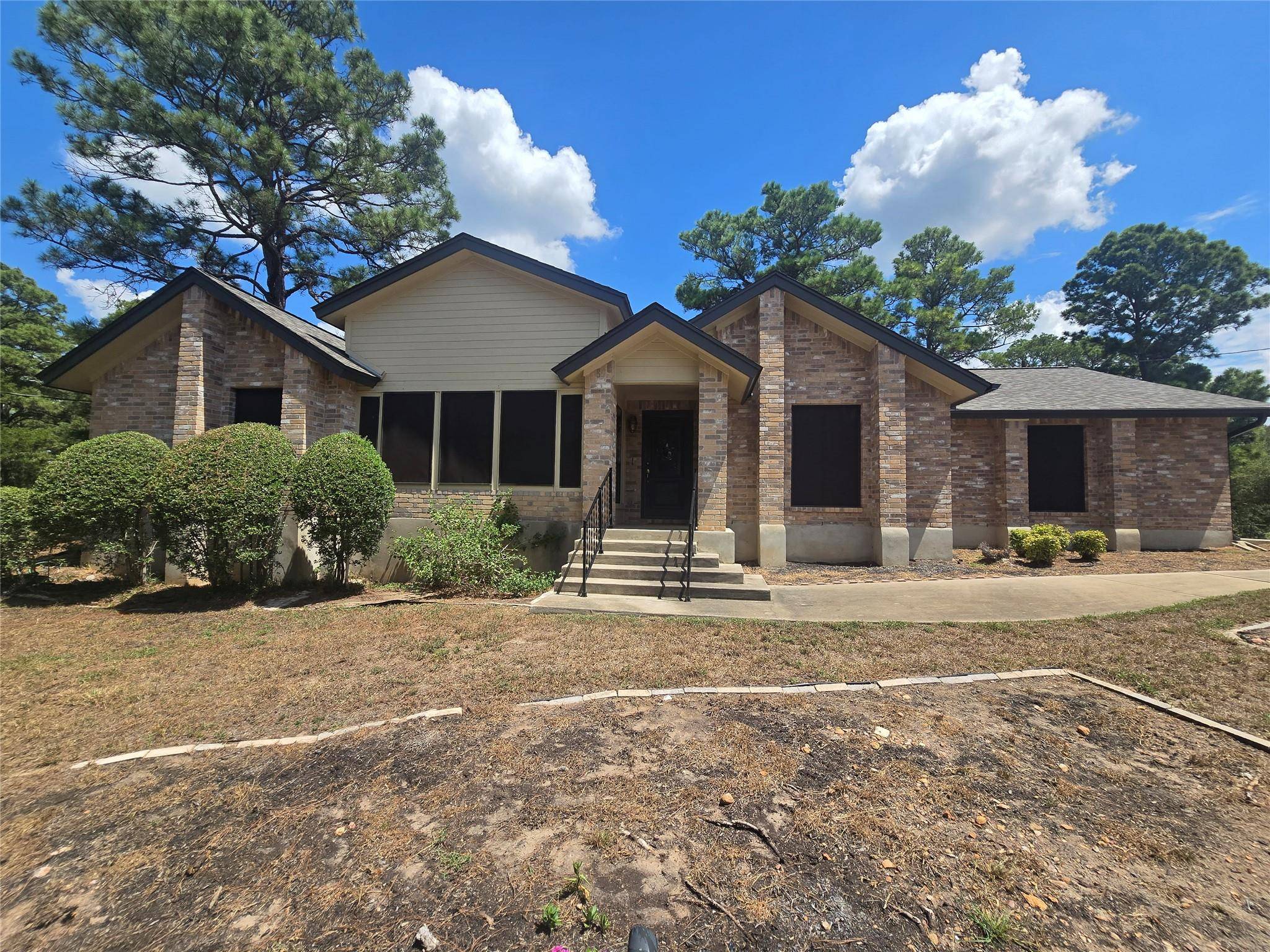 142 Kamakoa LN, Bastrop, TX 78602