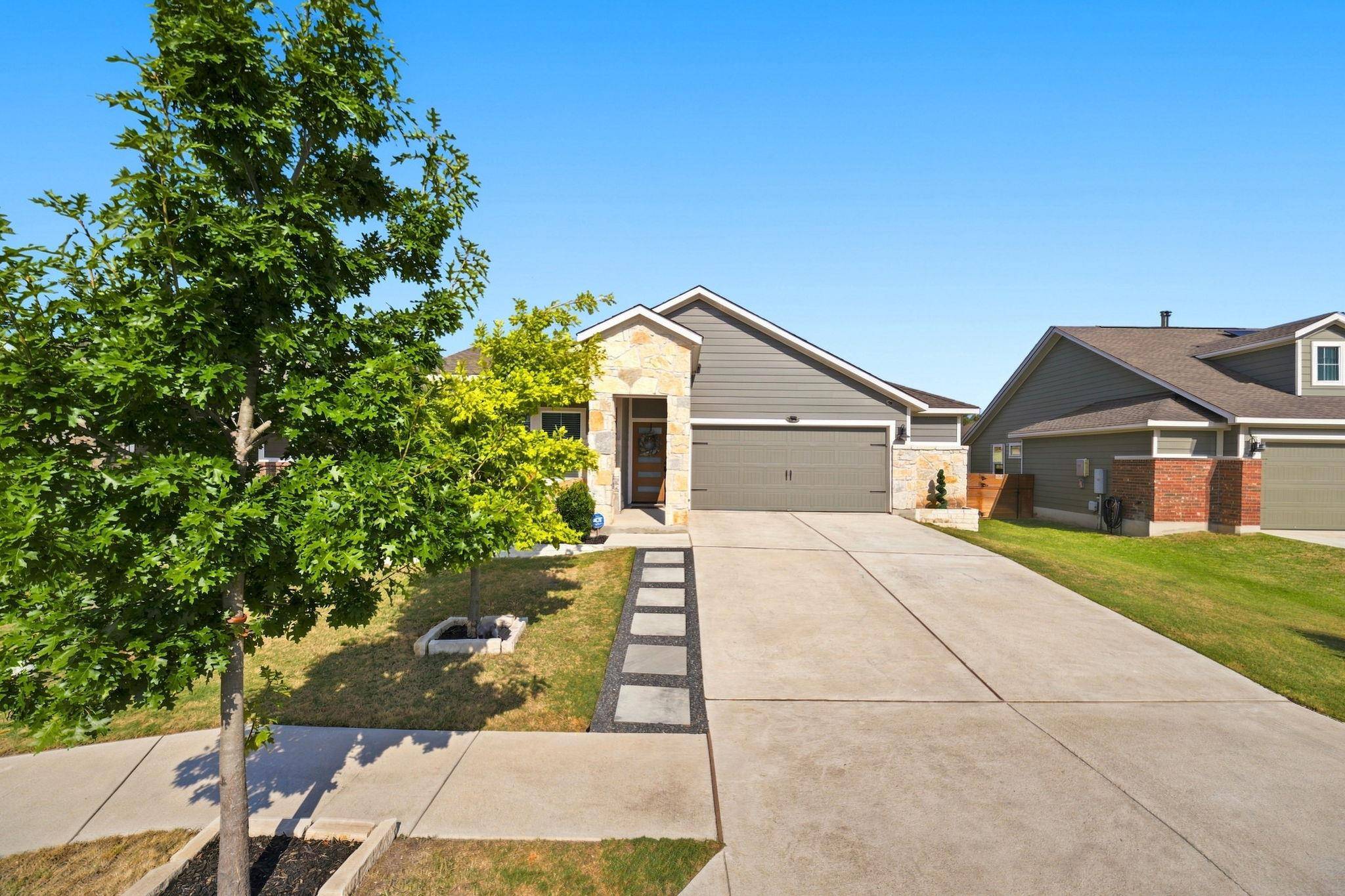 175 Patagonia, Kyle, TX 78640