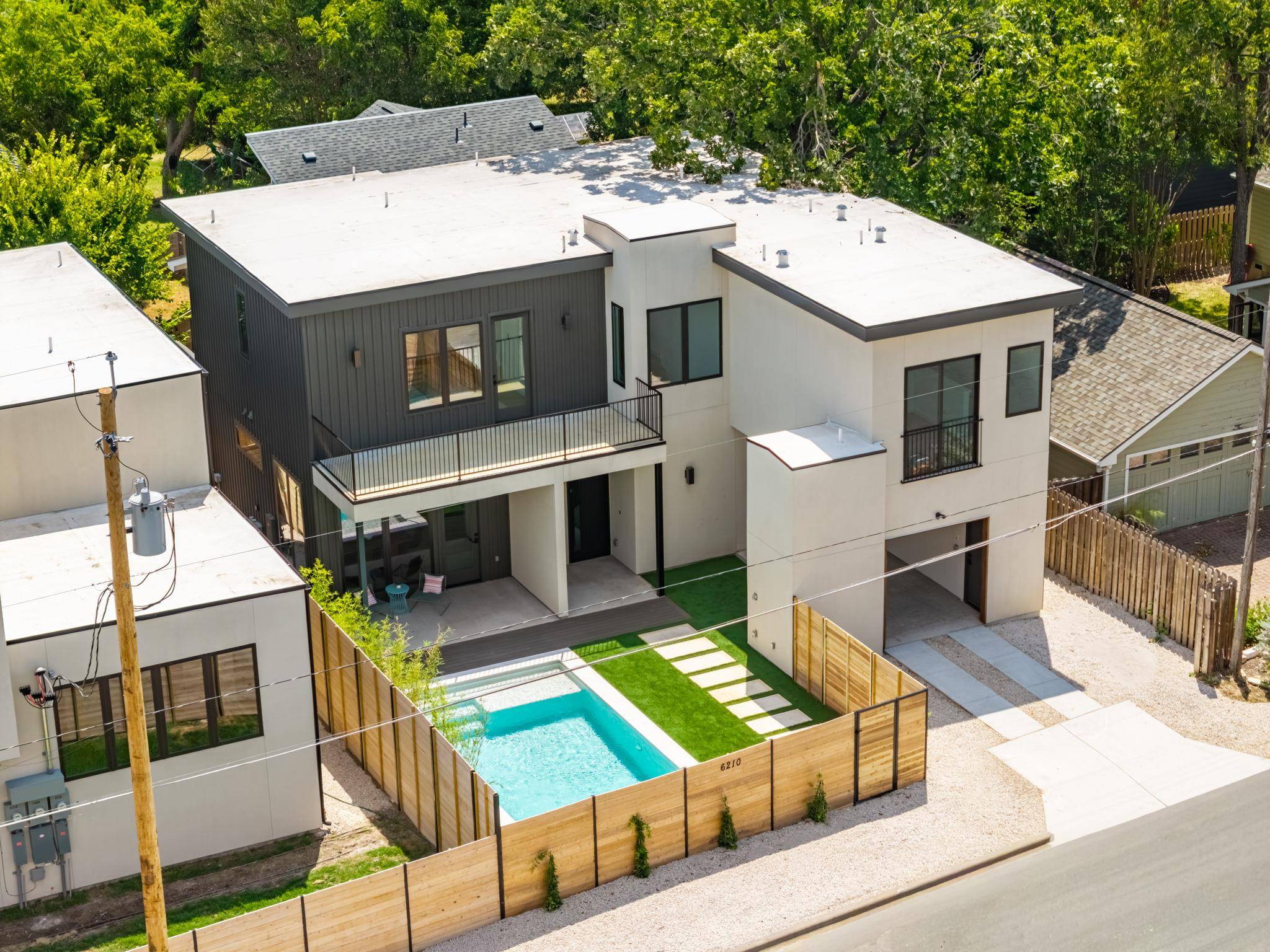 6210 Camino Real, Austin, TX 78757