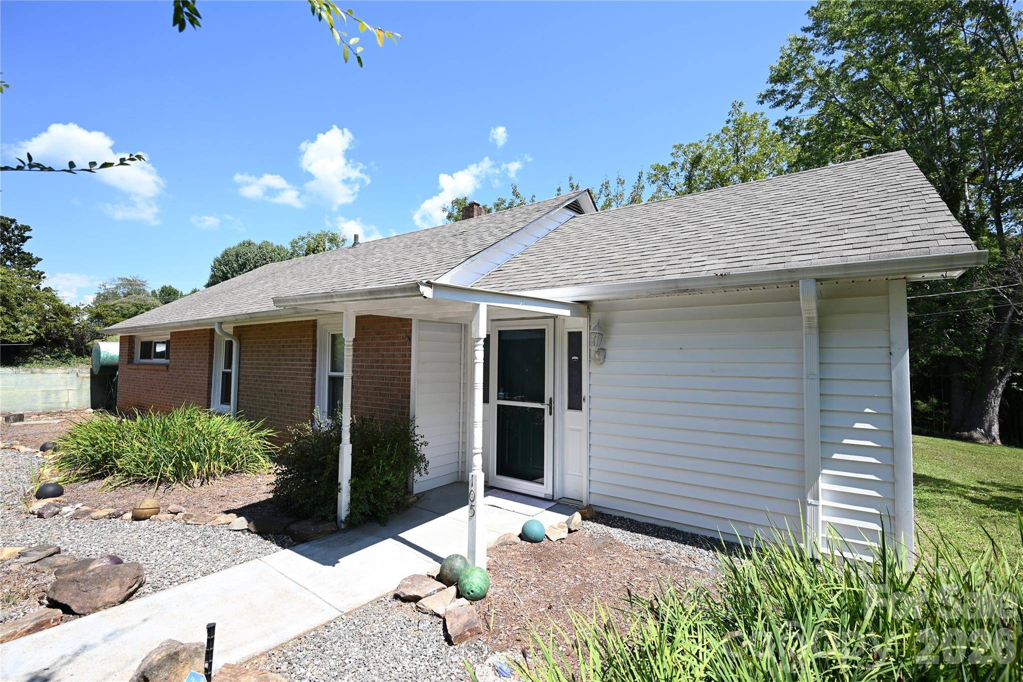 105 Owens AVE NE, Drexel, NC 28690