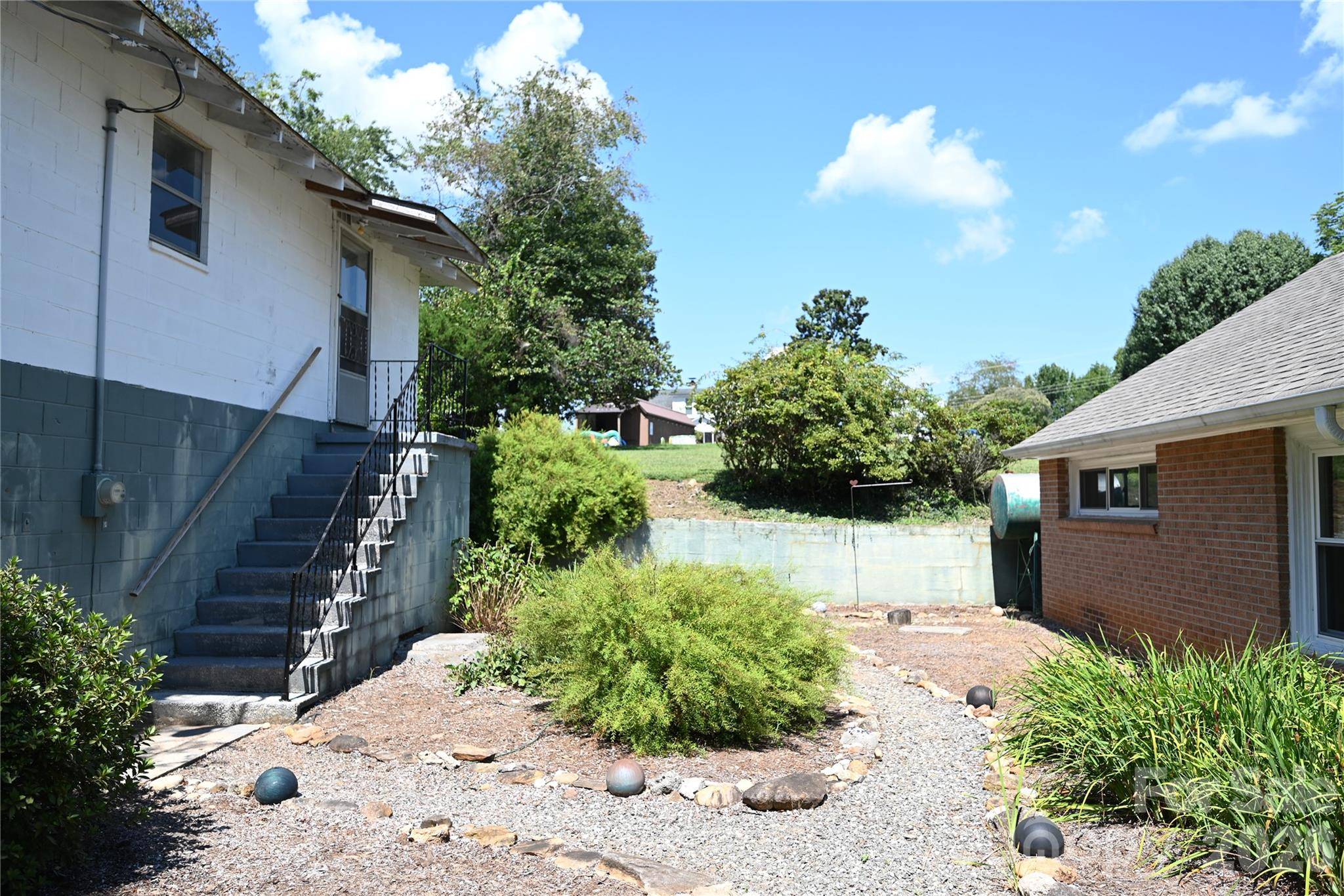 105 Owens AVE NE, Drexel, NC 28690