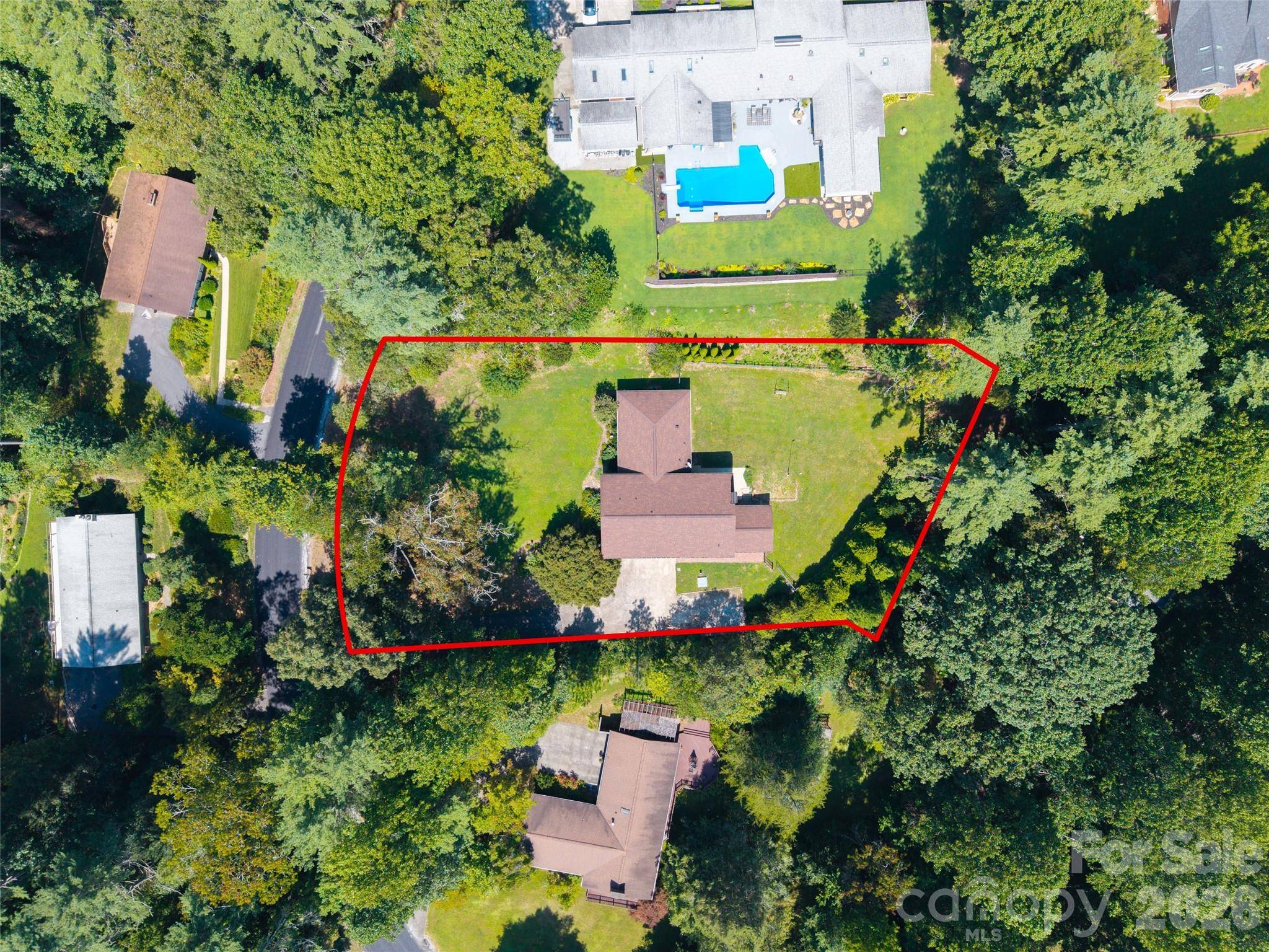 73 Redwood ST, Brevard, NC 28712