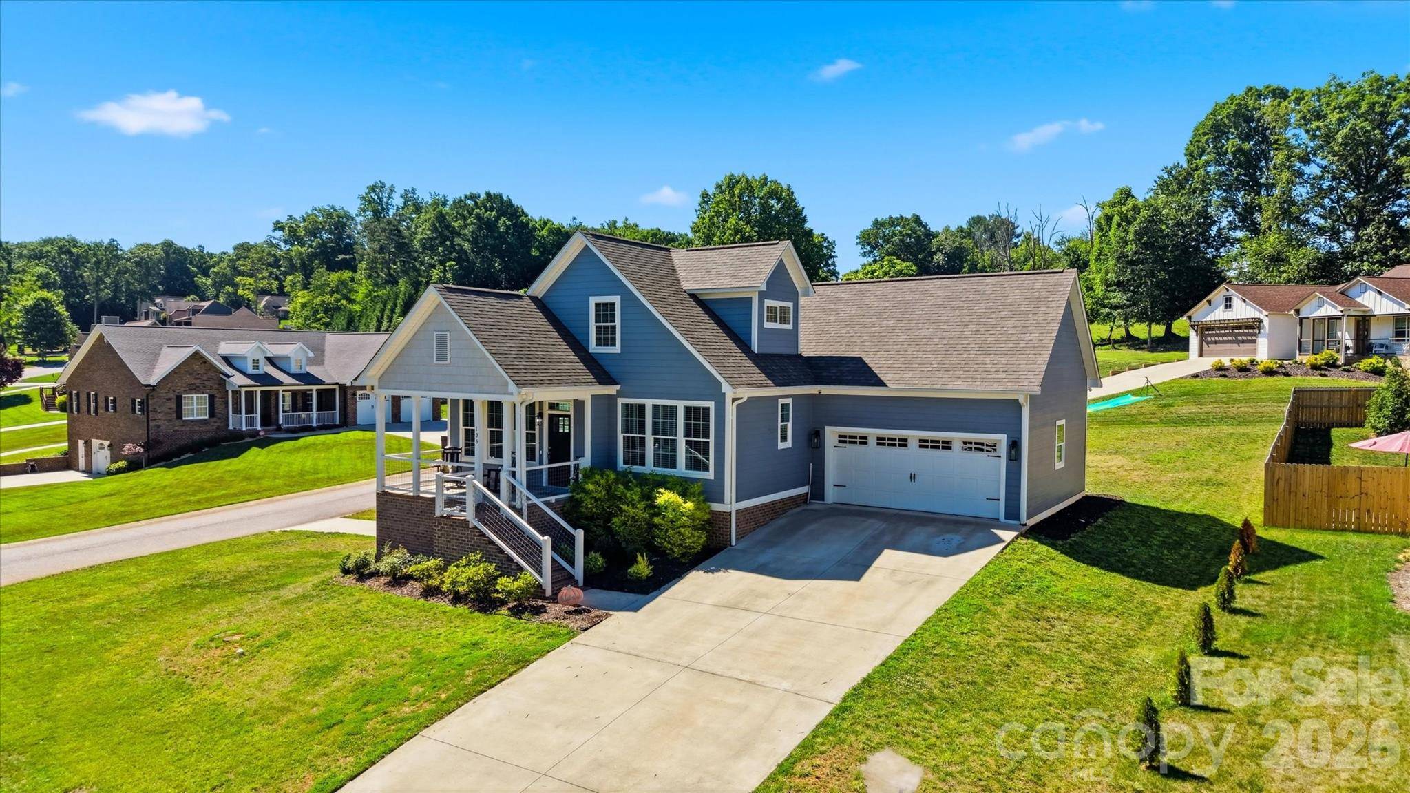 135 Maplewood CT, Hudson, NC 28638