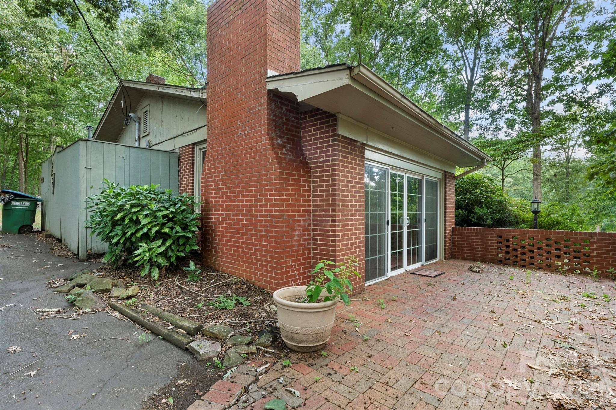 386 Broad ST #0006 & 11, Denton, NC 27239