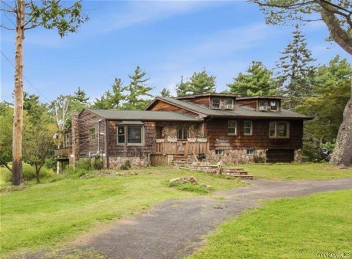 757 Bogart RD, Catskill, NY 12414