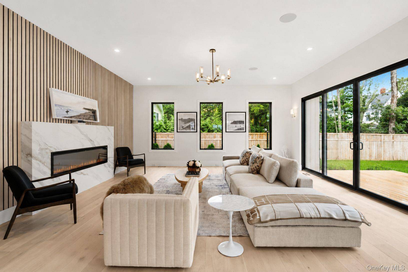 54 Rampasture RD, East Hampton, NY 11946