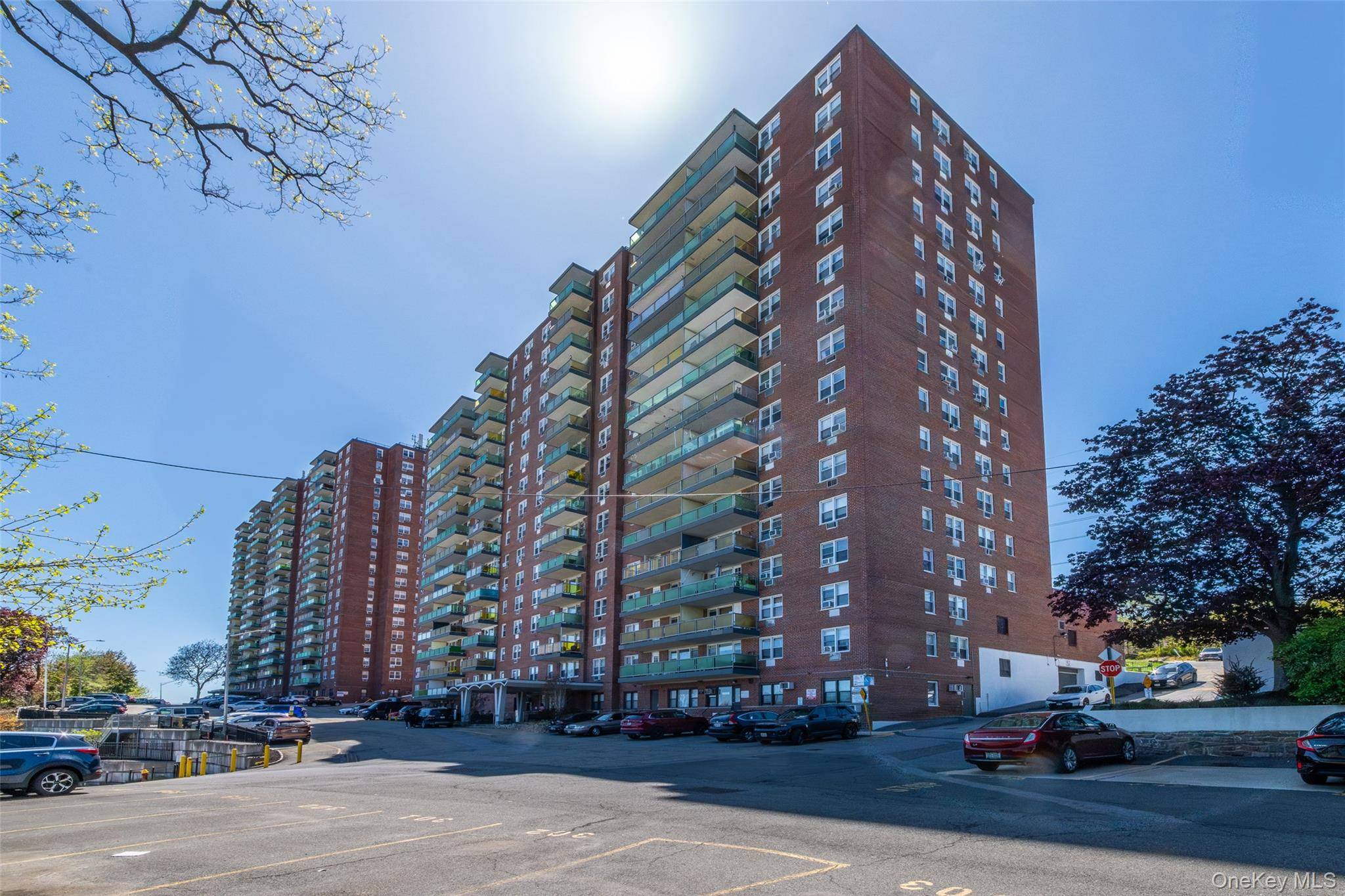 1853 Central Park AVE #10E, Yonkers, NY 10710