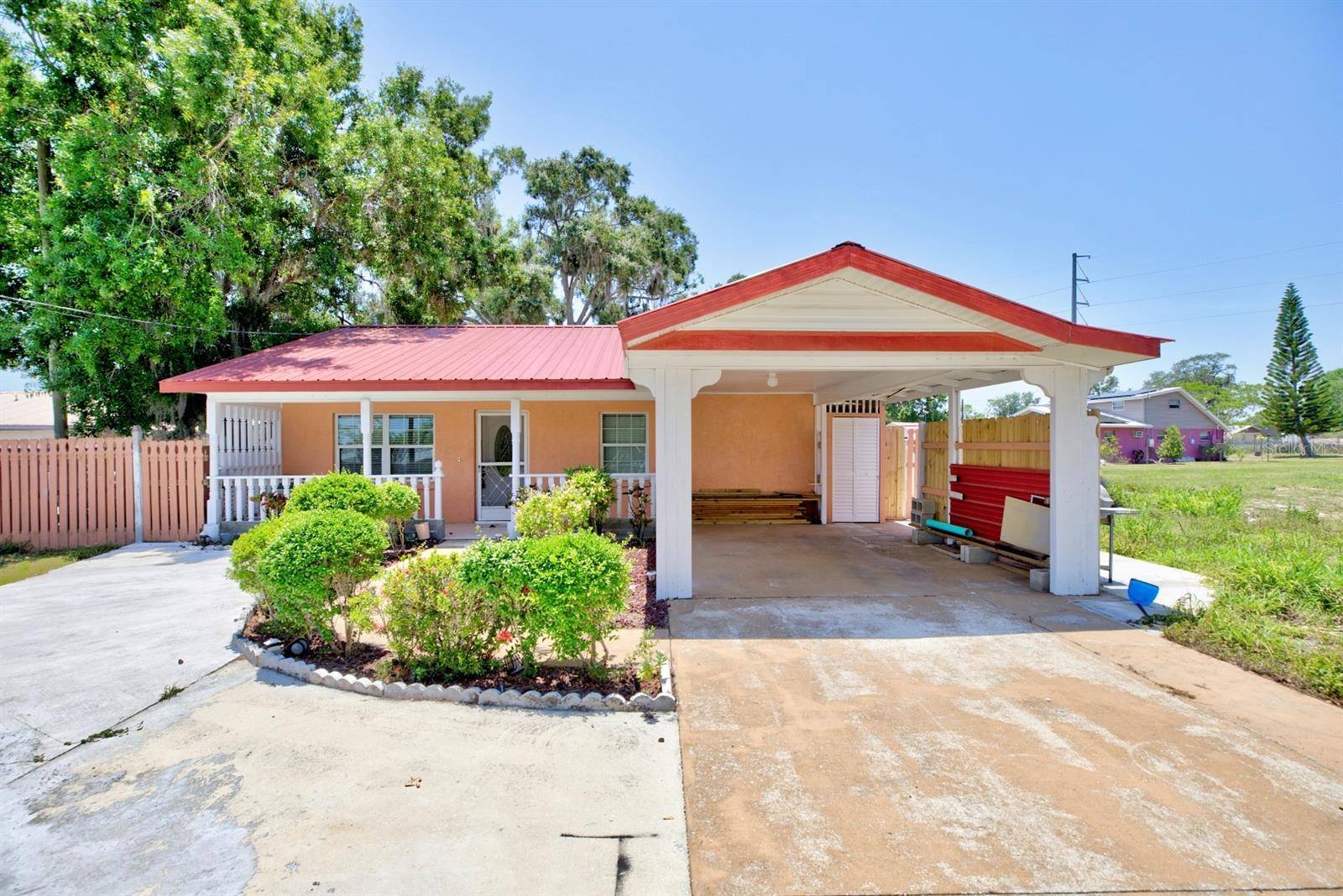 210 JOE HILTON ST, Avon Park, FL 33825