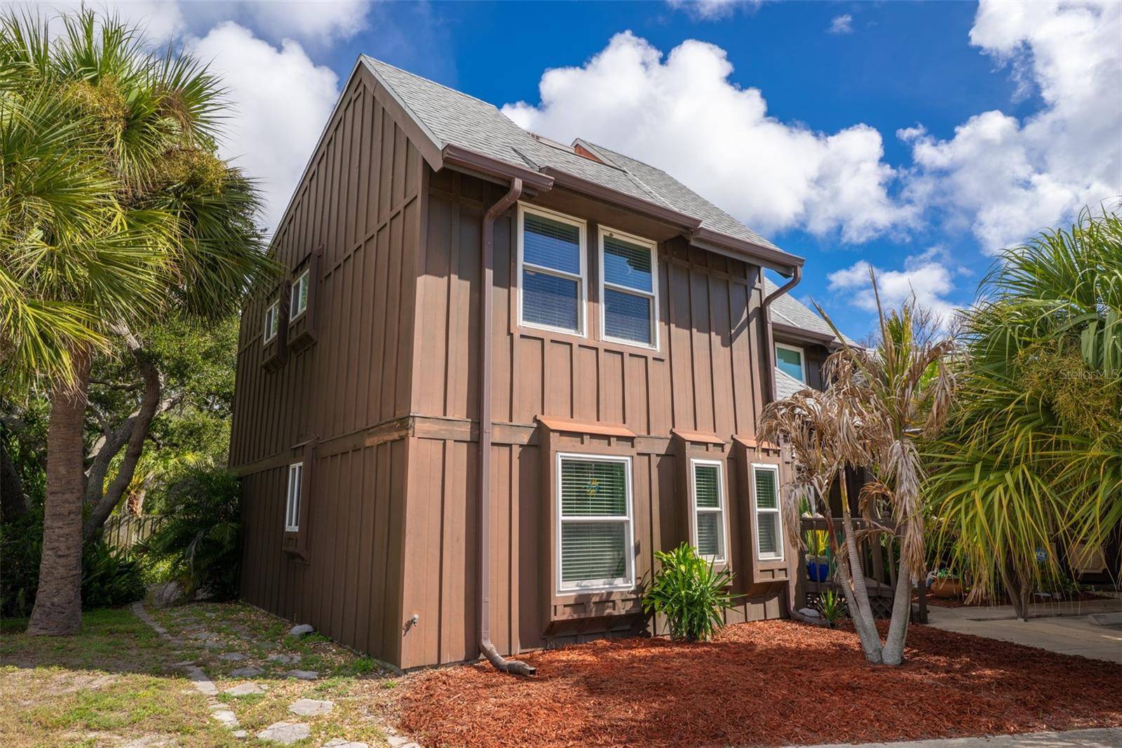 8500 ROSALIND AVE #1, Cape Canaveral, FL 32920