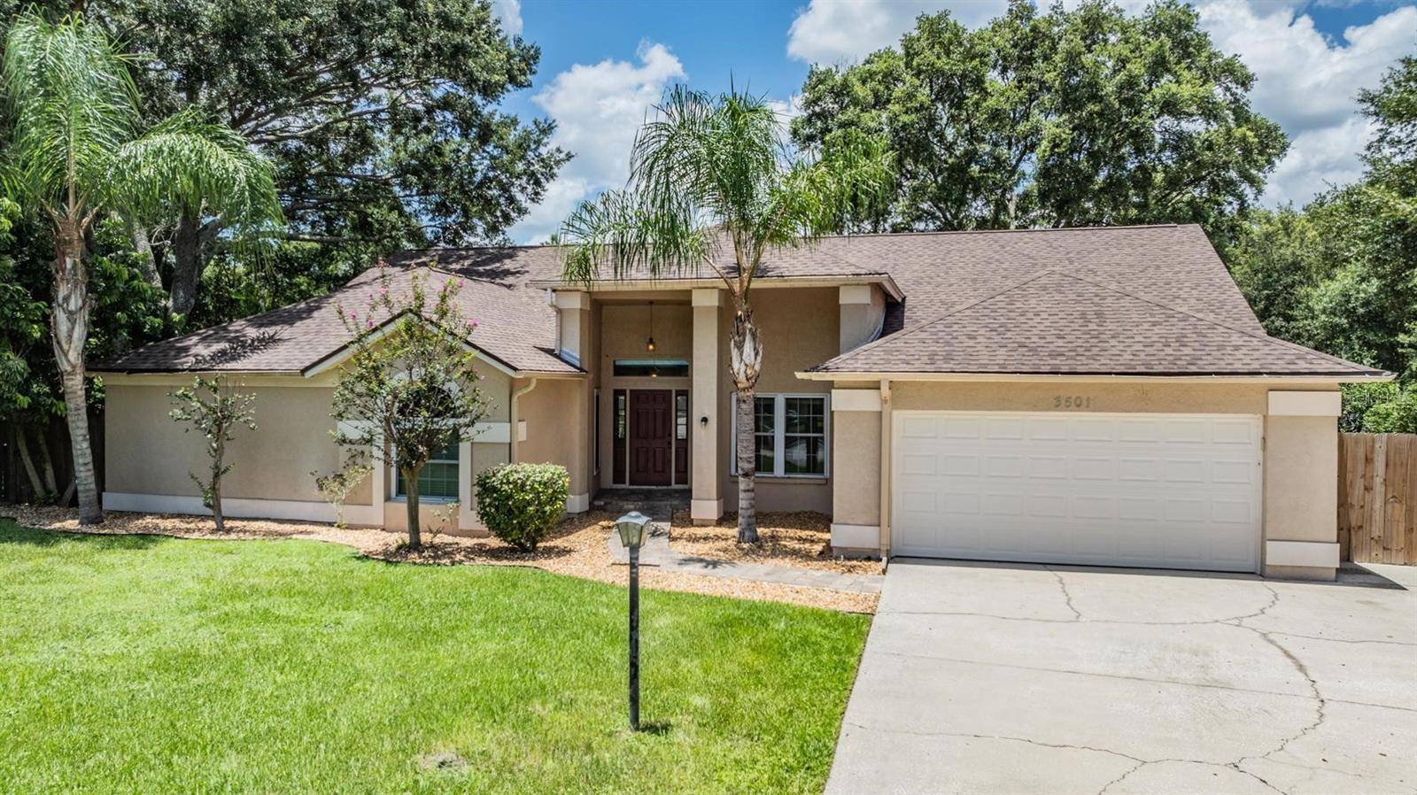3501 COUNTRY CREEK LN, Valrico, FL 33596