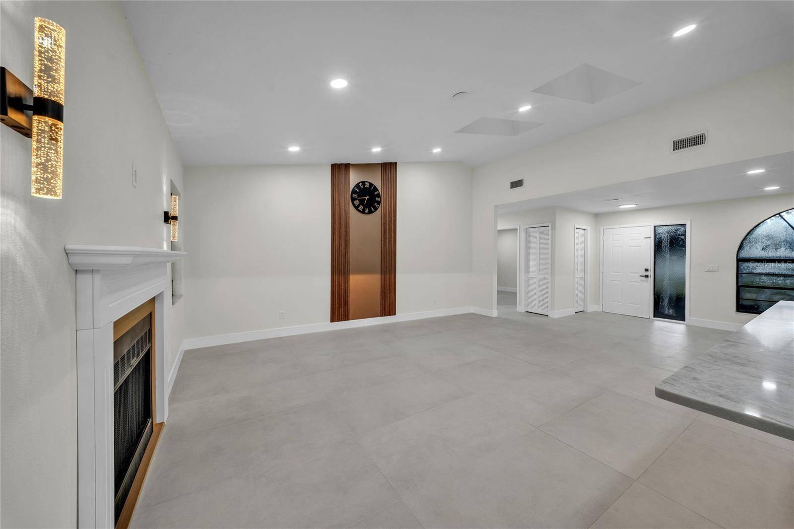 2185 LITTLE BROOK LN, Clearwater, FL 33763