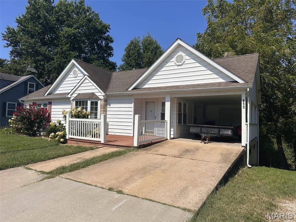 811 Miller ST, New Haven, MO 63068