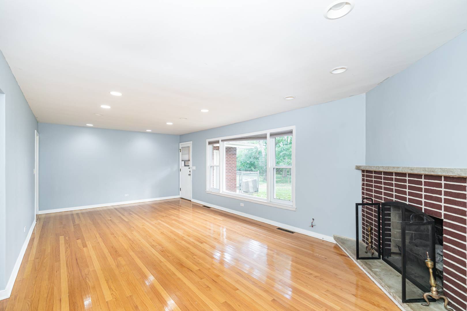 33 BRIARWOOD LN, Palatine, IL 60067