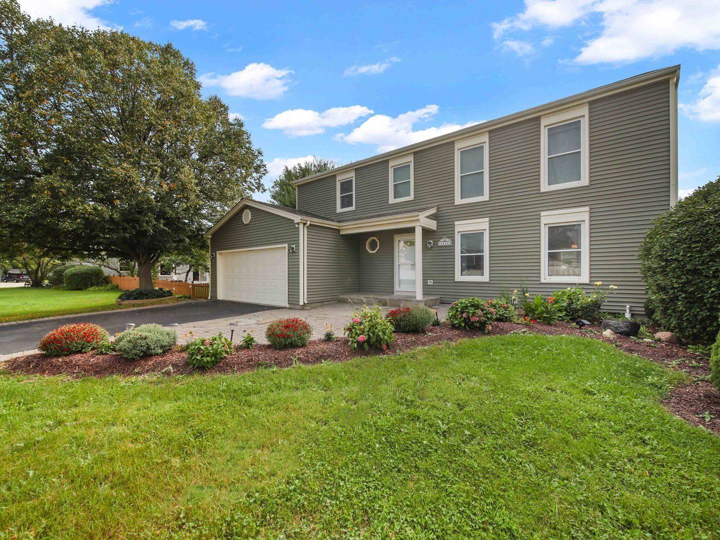 2443 Lawson BLVD, Gurnee, IL 60031