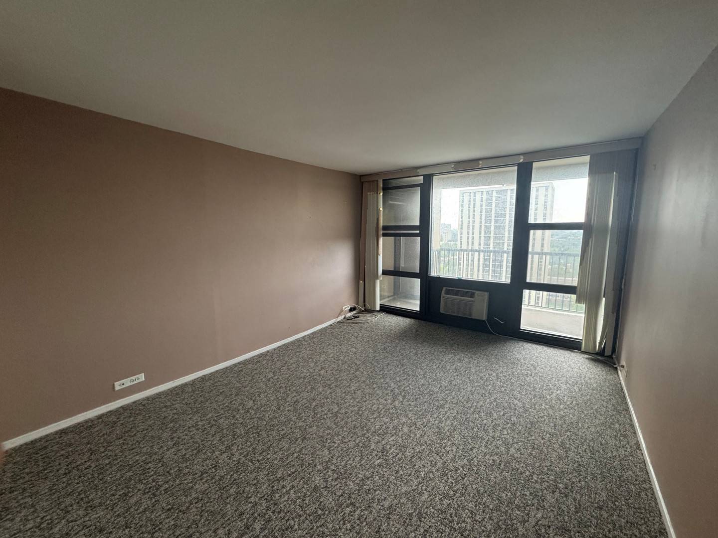 2605 S Indiana AVE #1507, Chicago, IL 60616