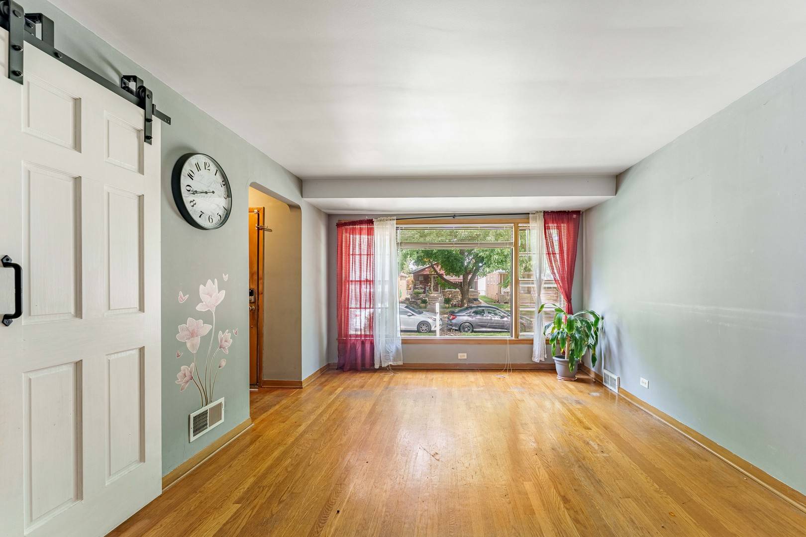 8624 S Kostner AVE, Chicago, IL 60652