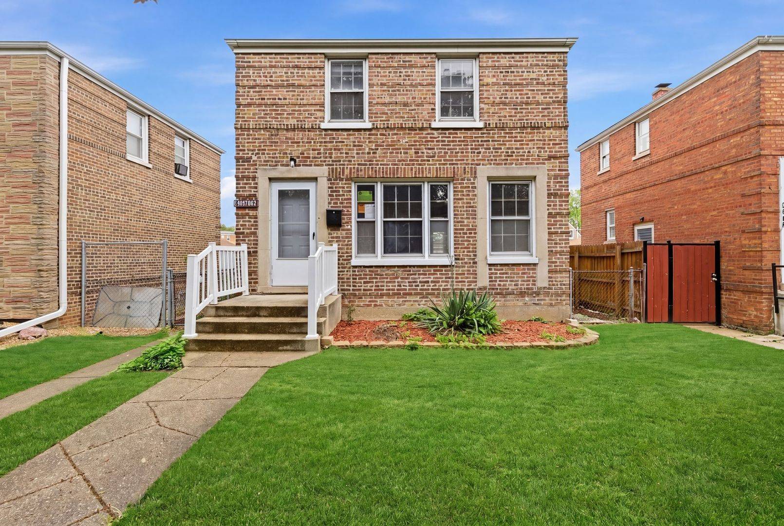3307 S 58th AVE, Cicero, IL 60804