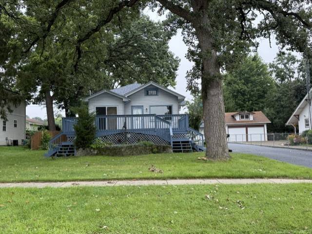 414 W Park AVE, Round Lake, IL 60073