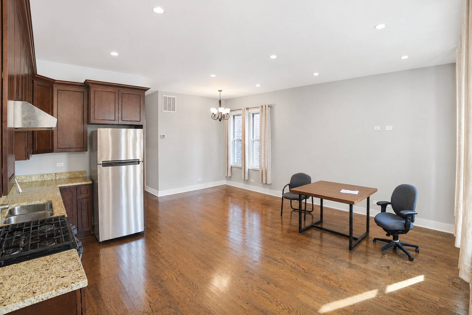 510 W 32nd ST, Chicago, IL 60616