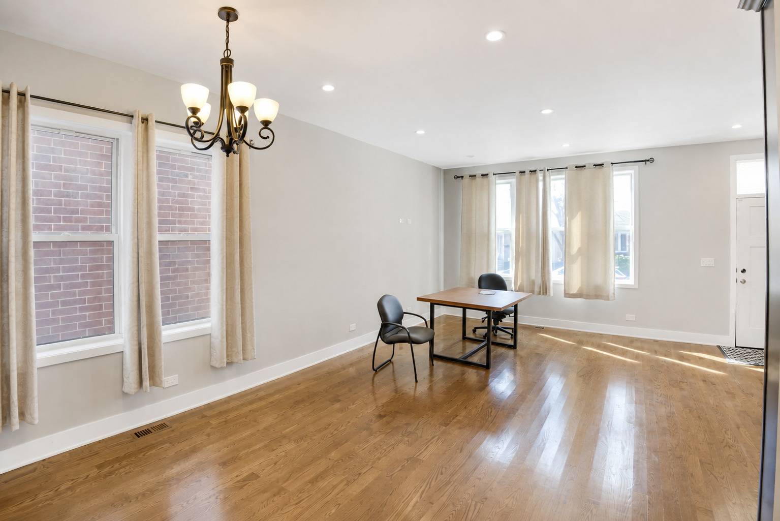 510 W 32nd ST, Chicago, IL 60616