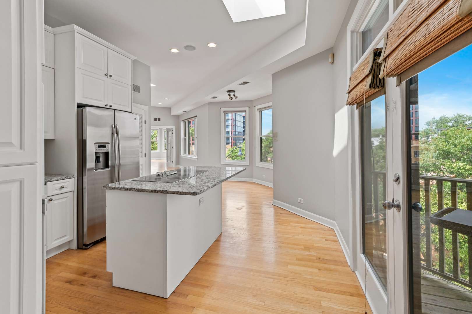 845 W ALTGELD ST #4A, Chicago, IL 60614