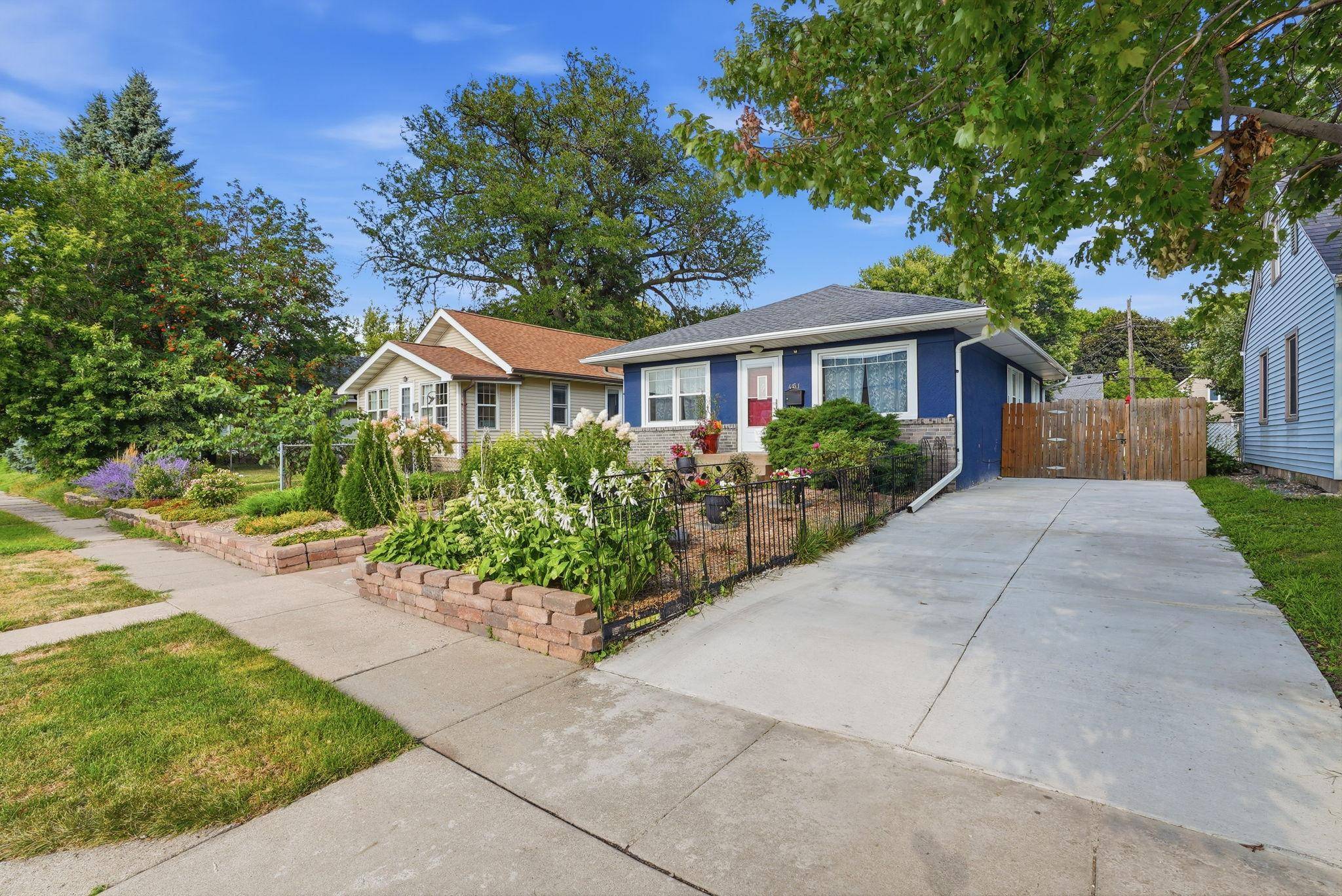 4131 4th ST NE, Columbia Heights, MN 55421