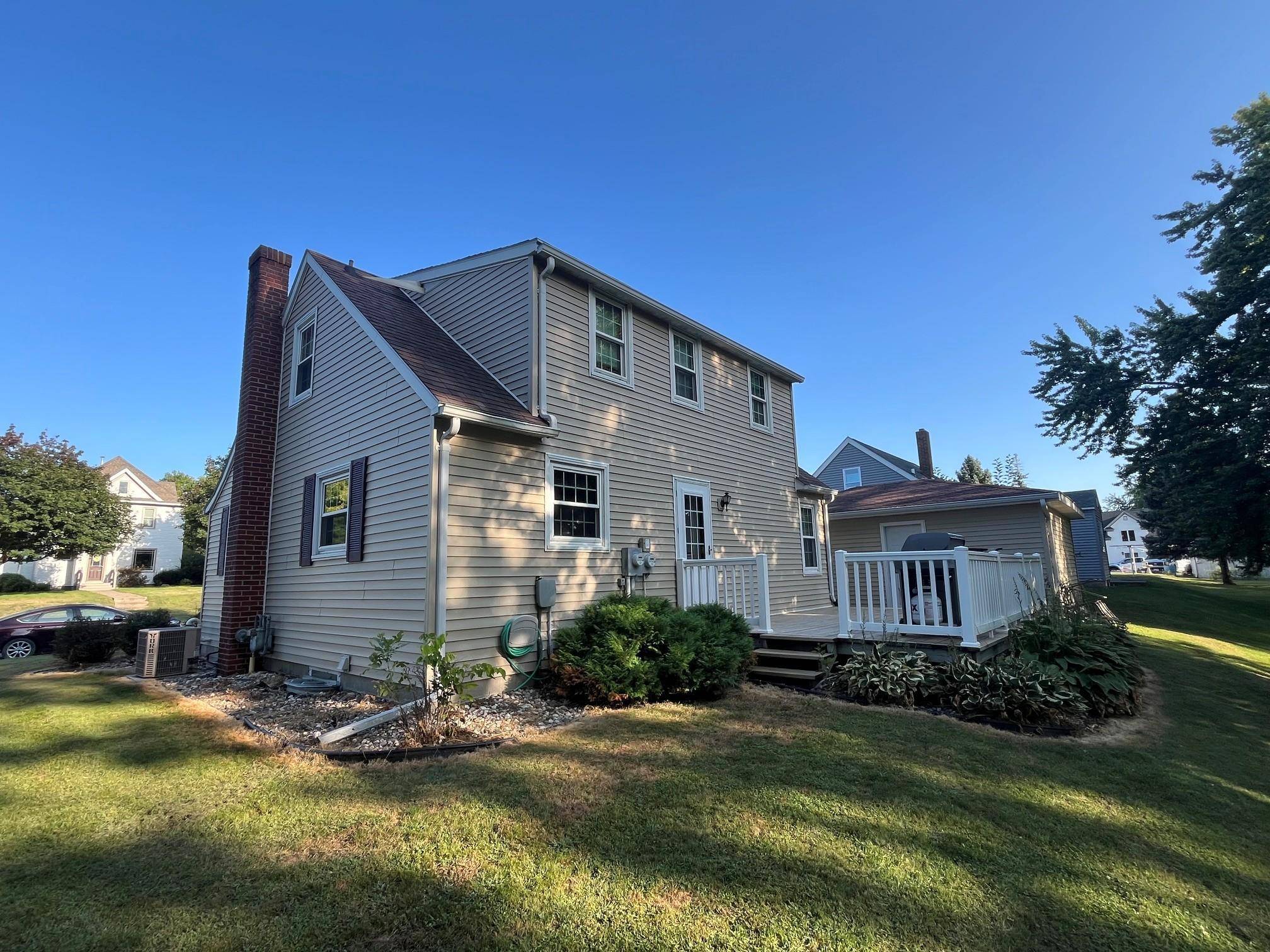 628 12th ST, Dawson, MN 56232