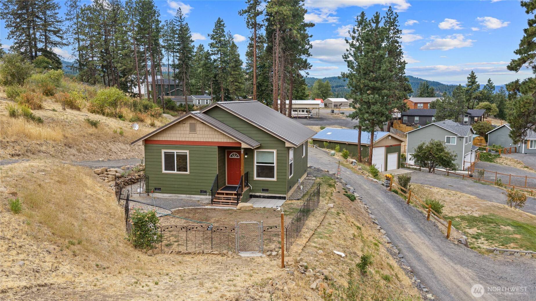 381 Twin Lakes RD, Cle Elum, WA 98922