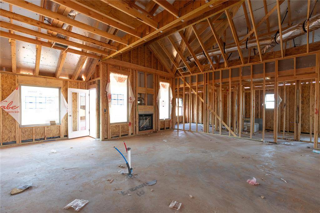 8320 NW 155th ST, Edmond, OK 73013