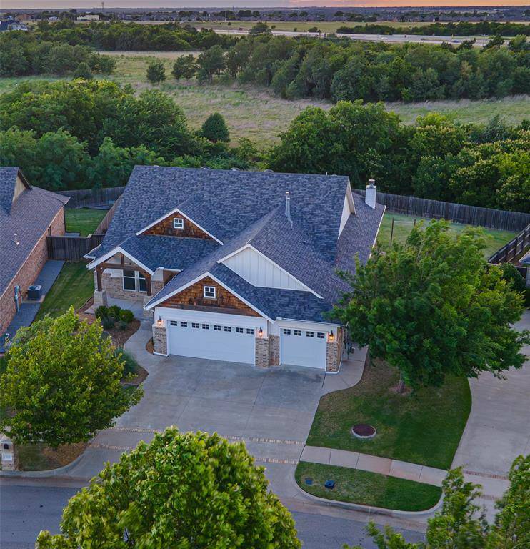 13529 Cobblestone Curve RD, Oklahoma City, OK 73142