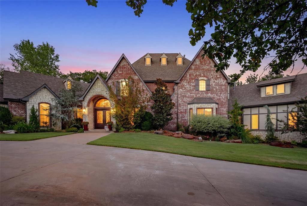 2300 Redbud Canyon DR, Edmond, OK 73034