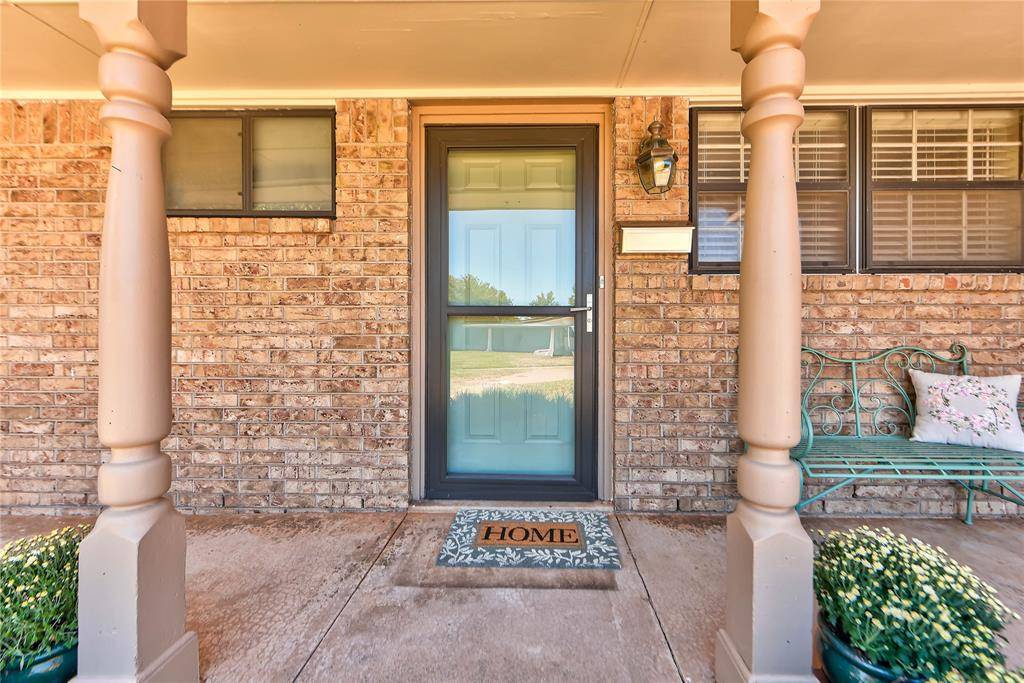 202 E Cherry AVE, Yukon, OK 73099