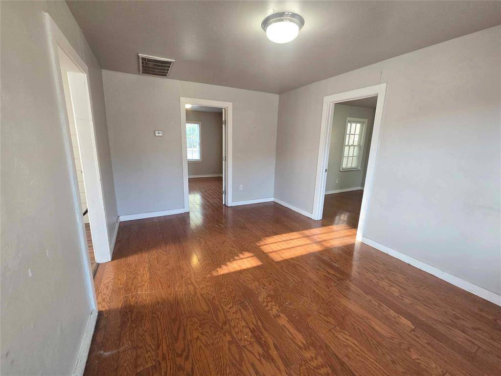 1144 NW 83rd ST, Oklahoma City, OK 73114