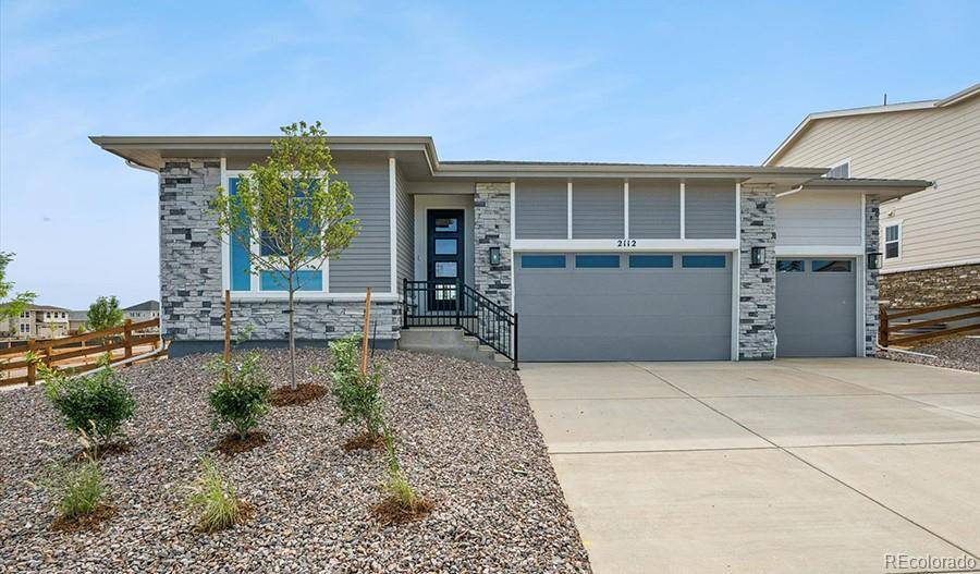 2112 S Irvington ST, Aurora, CO 80018