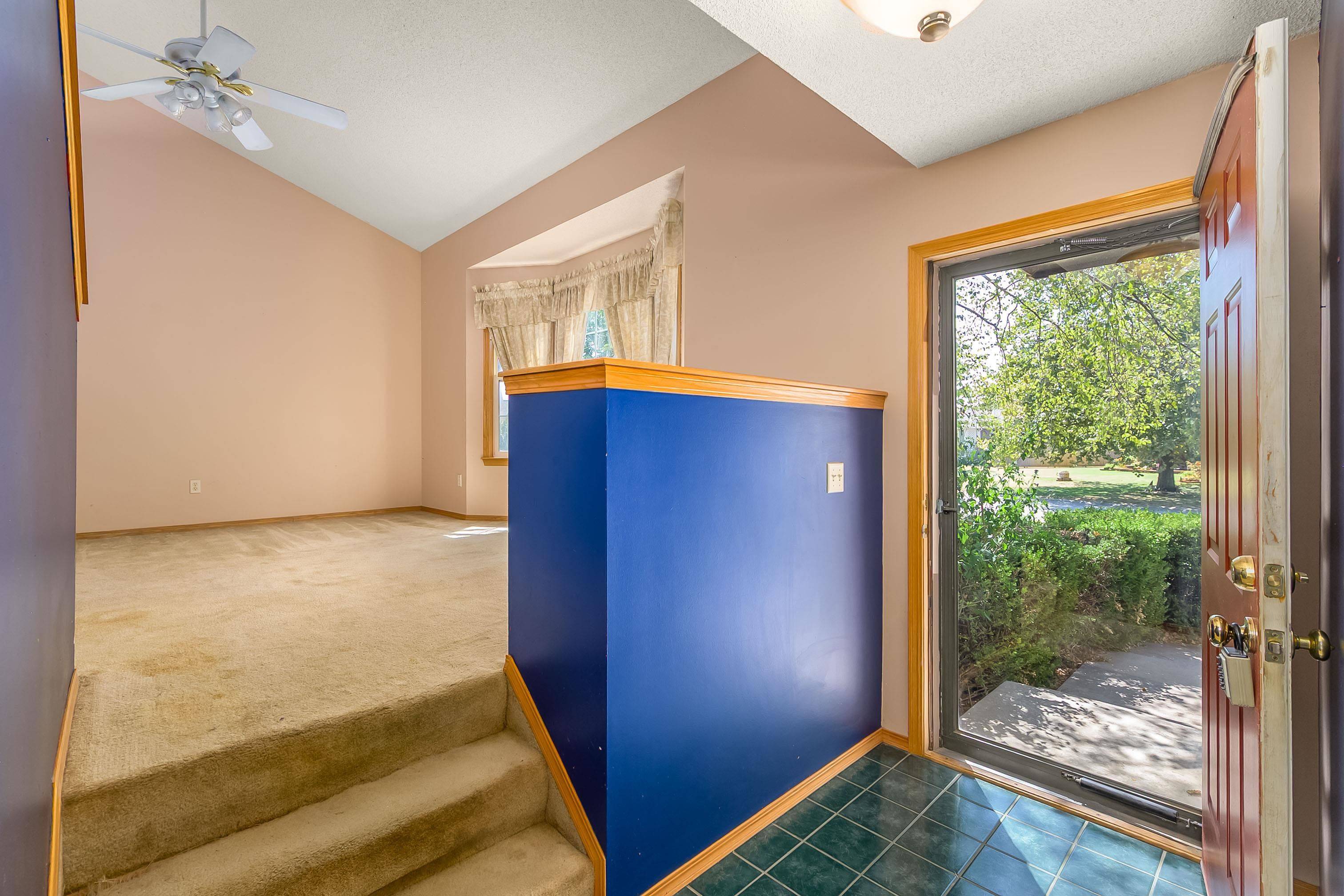 11402 W Lotus St, Wichita, KS 67209