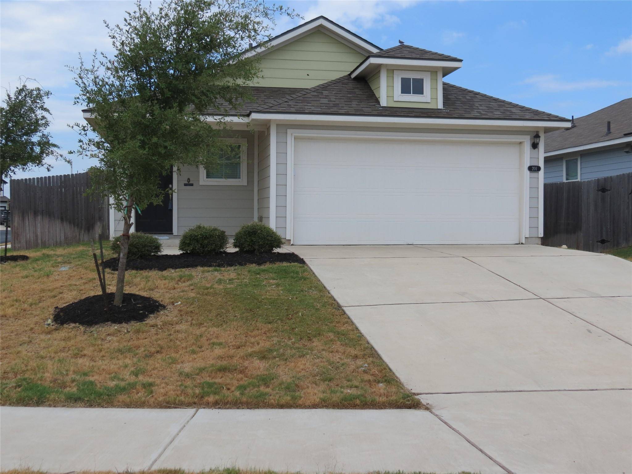 201 Stein RD, Georgetown, TX 78626