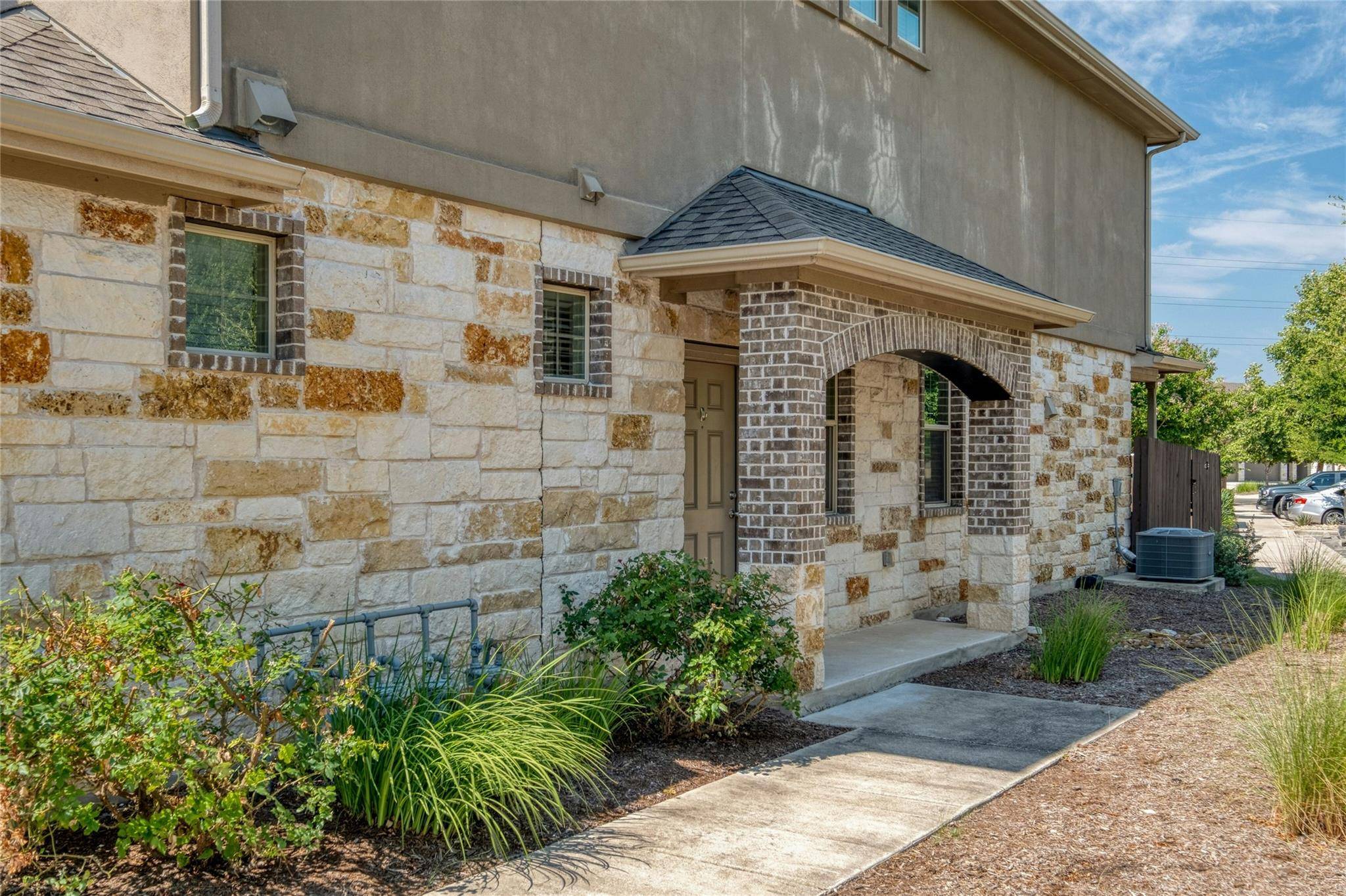 2880 Donnell DR #204, Round Rock, TX 78664