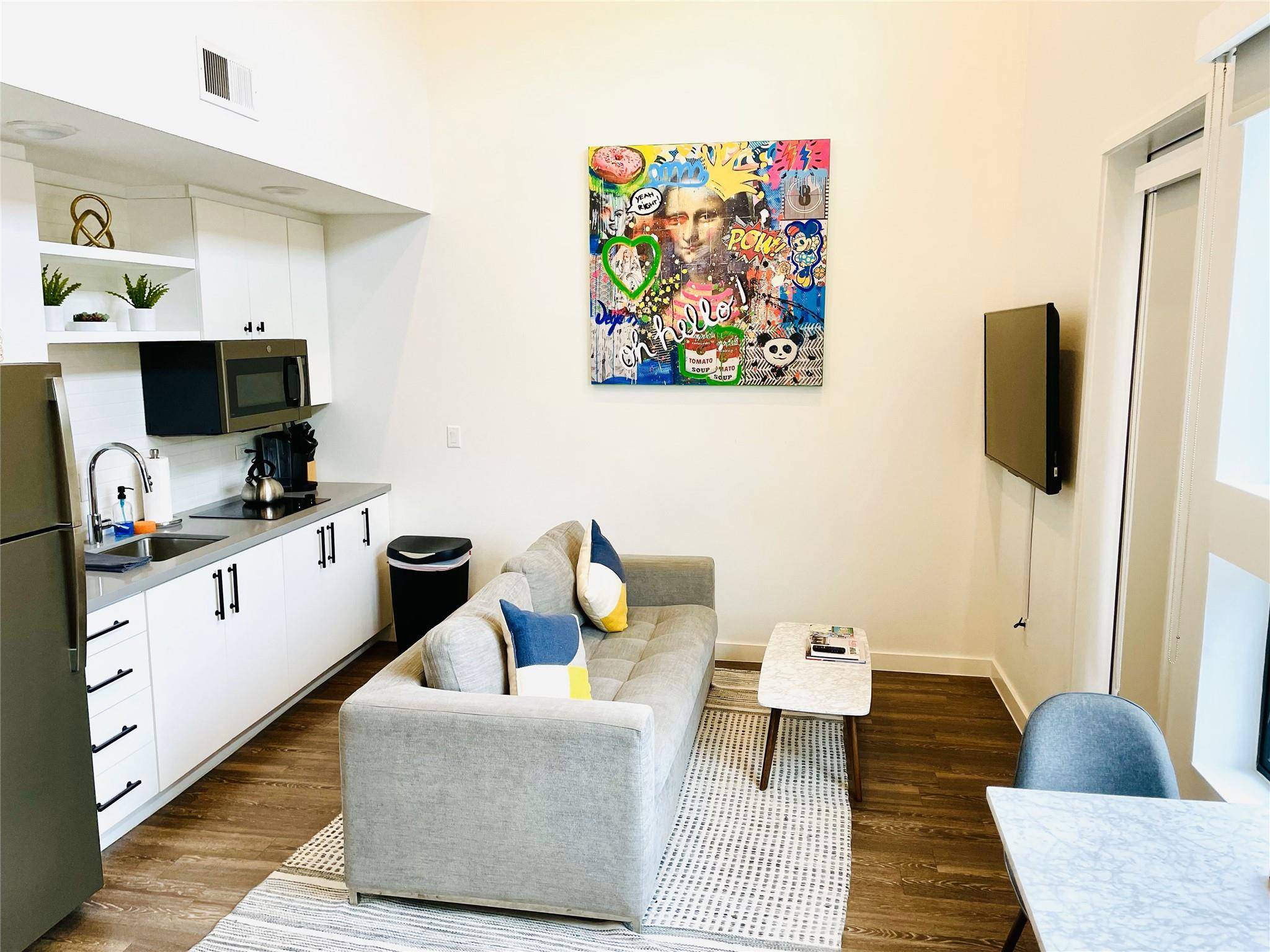49 Navasota ST #201, Austin, TX 78702