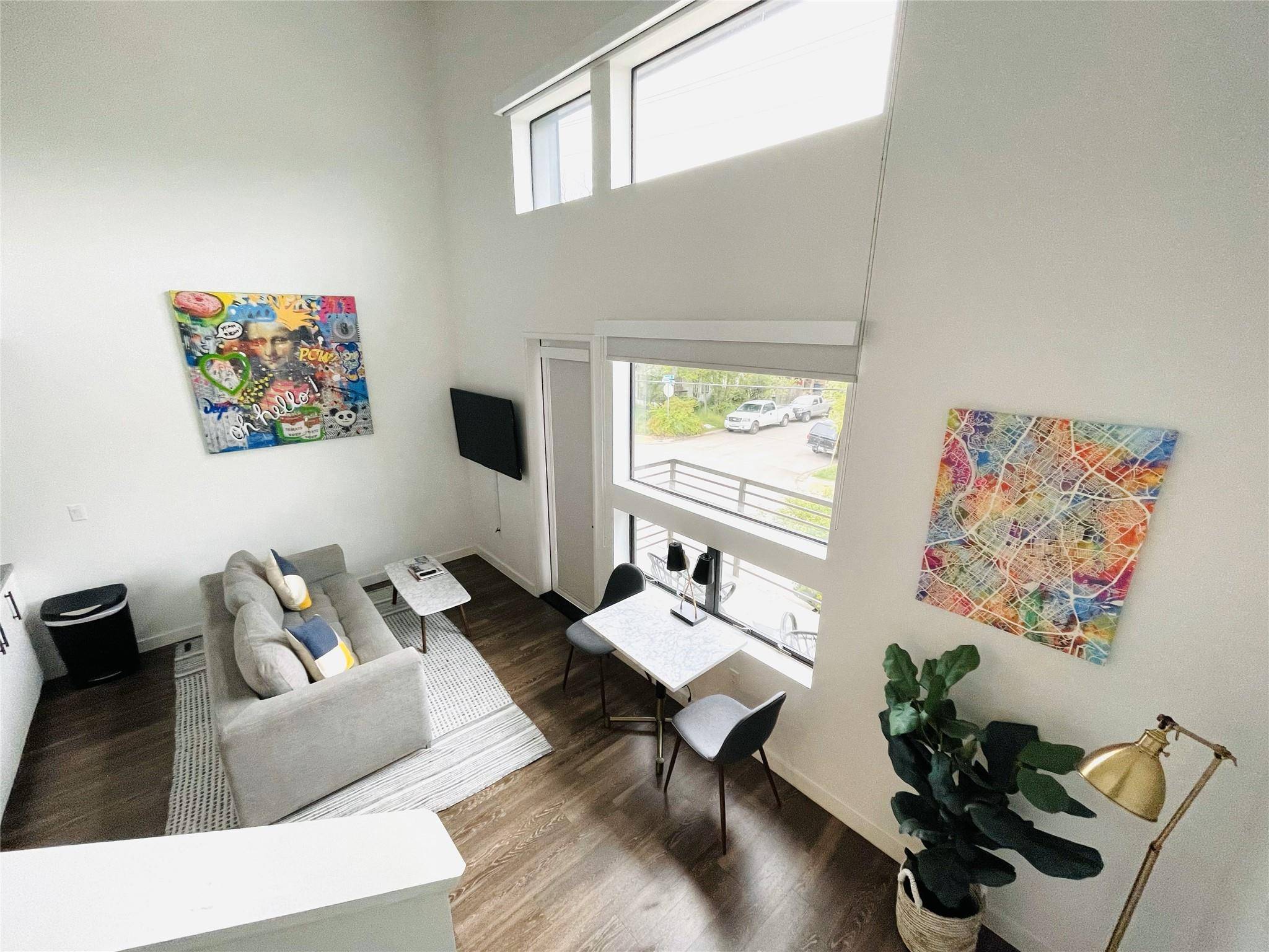49 Navasota ST #201, Austin, TX 78702