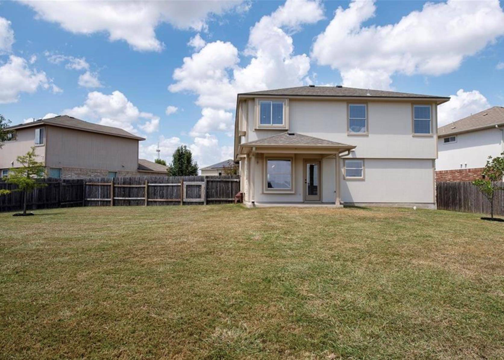 1202 Hensley DR, Leander, TX 78641