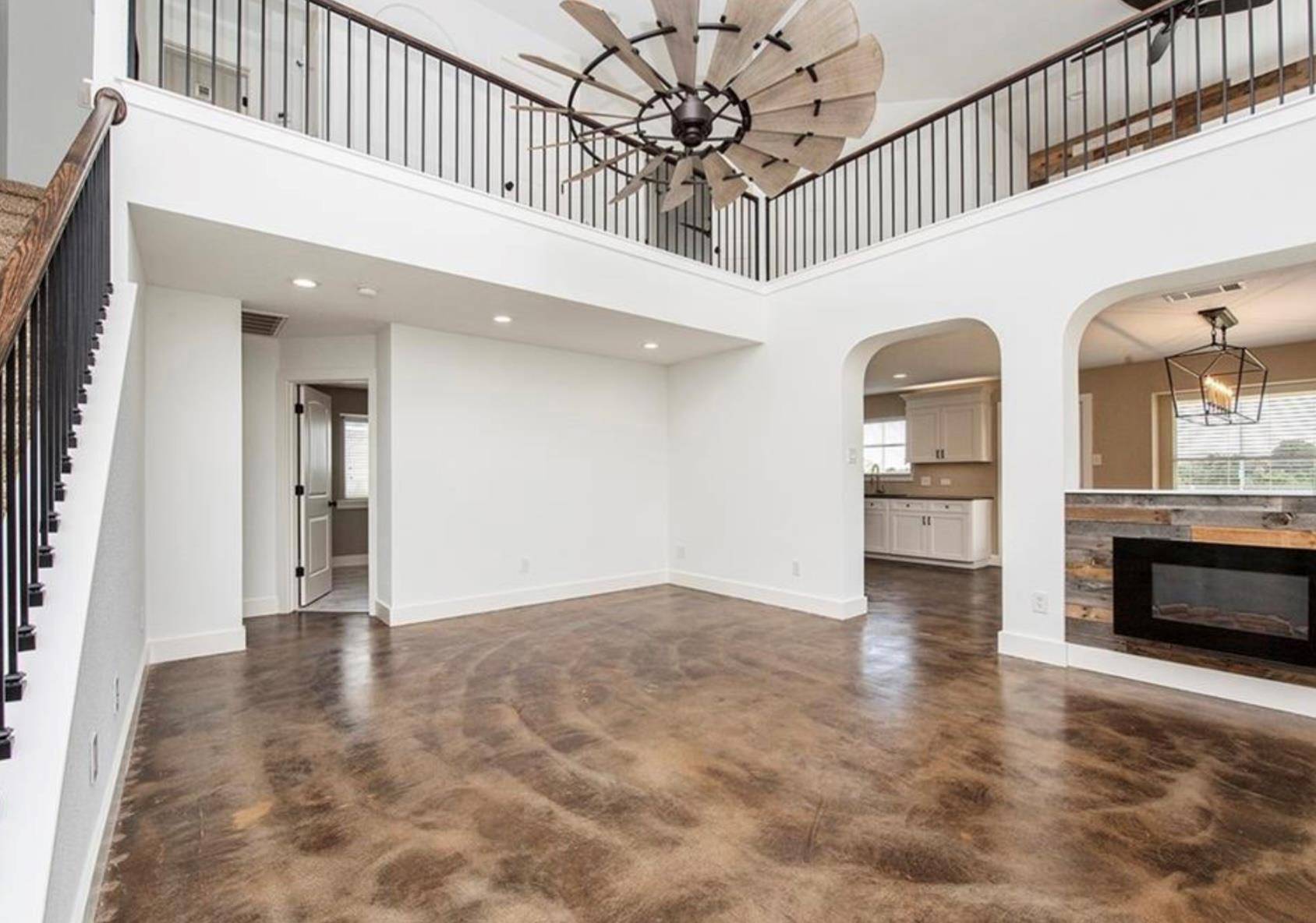1202 Hensley DR, Leander, TX 78641
