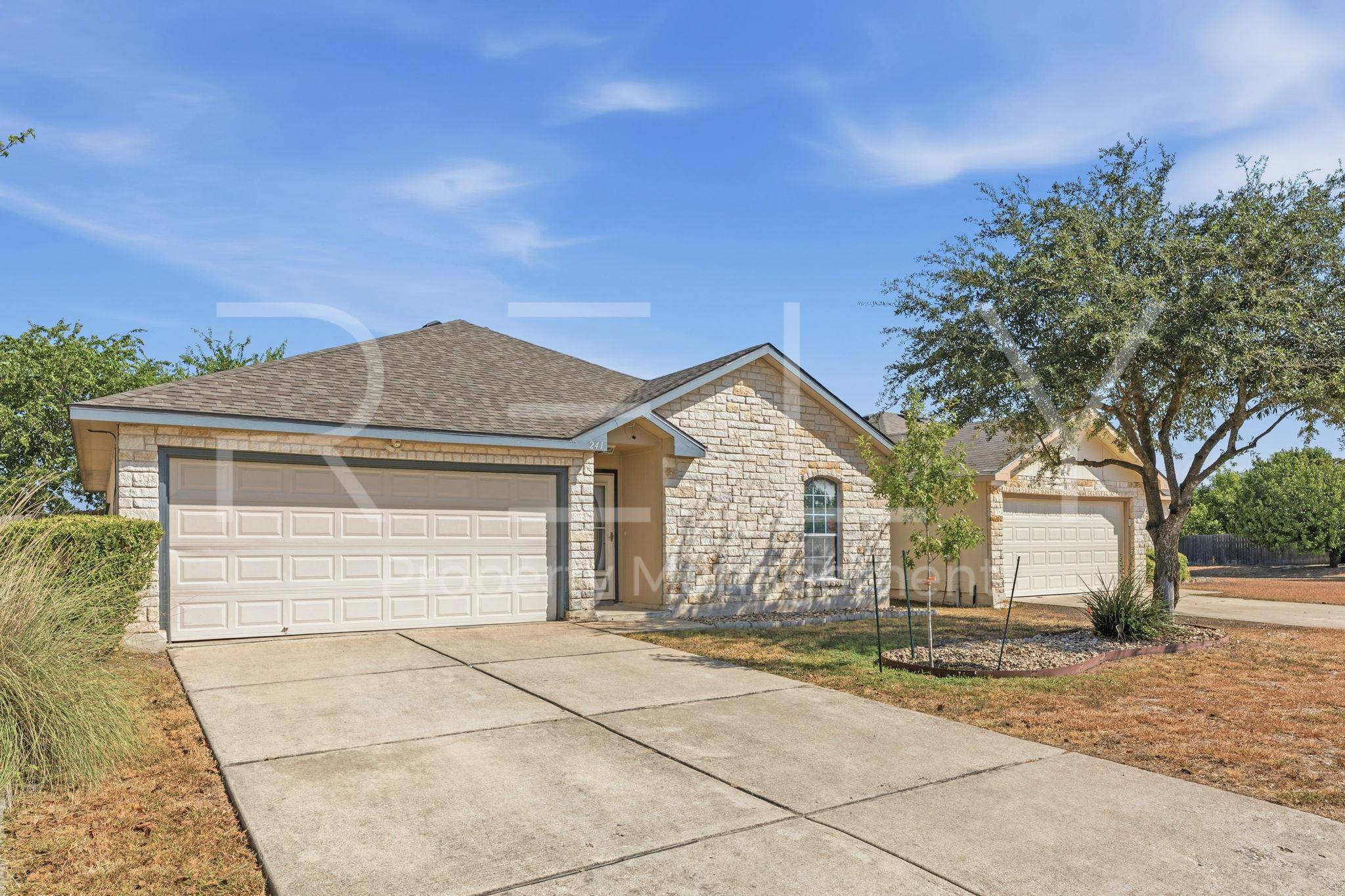 241 Moonstone DR, Jarrell, TX 76537