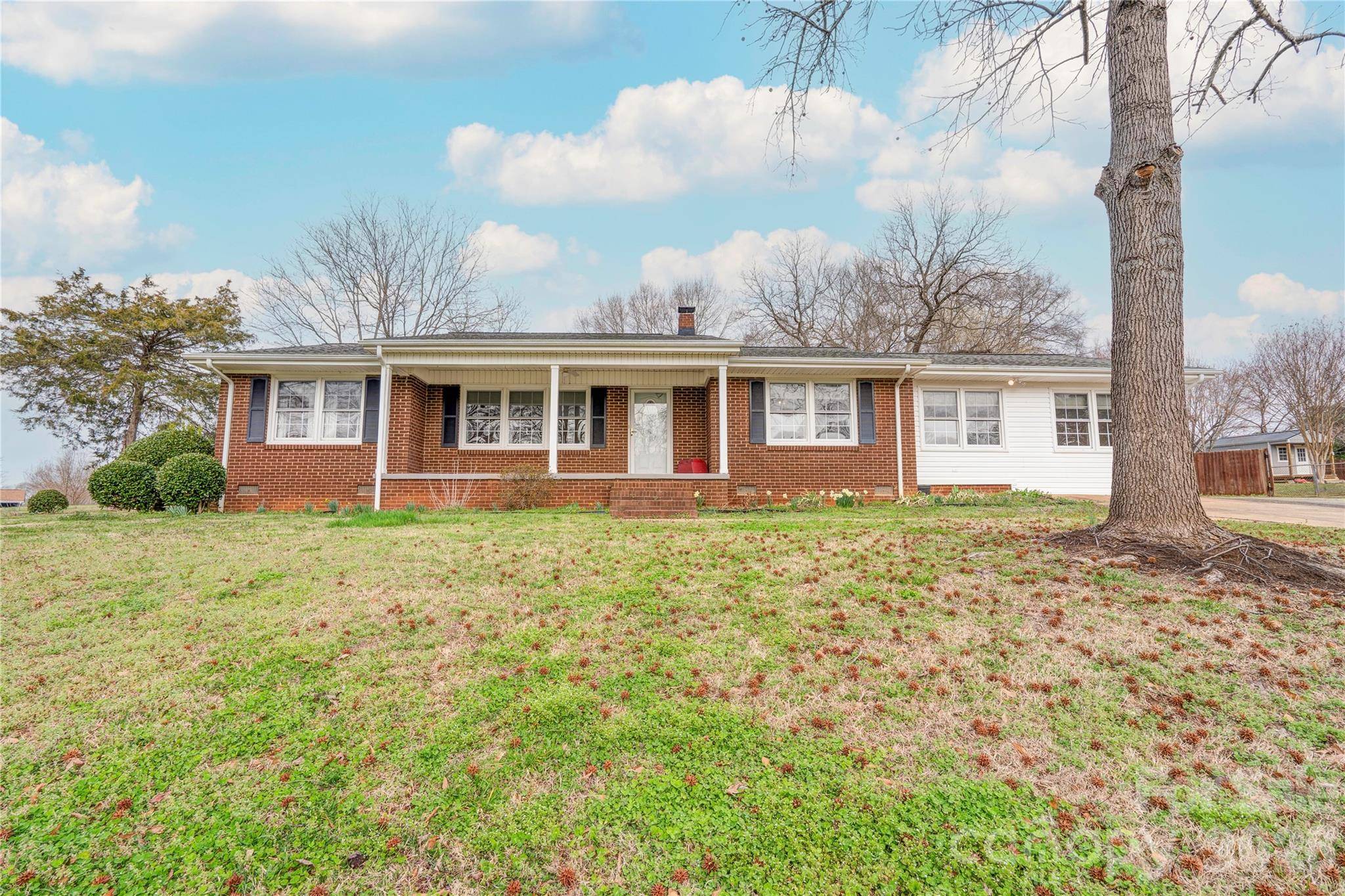 2926 Lake DR, Shelby, NC 28152