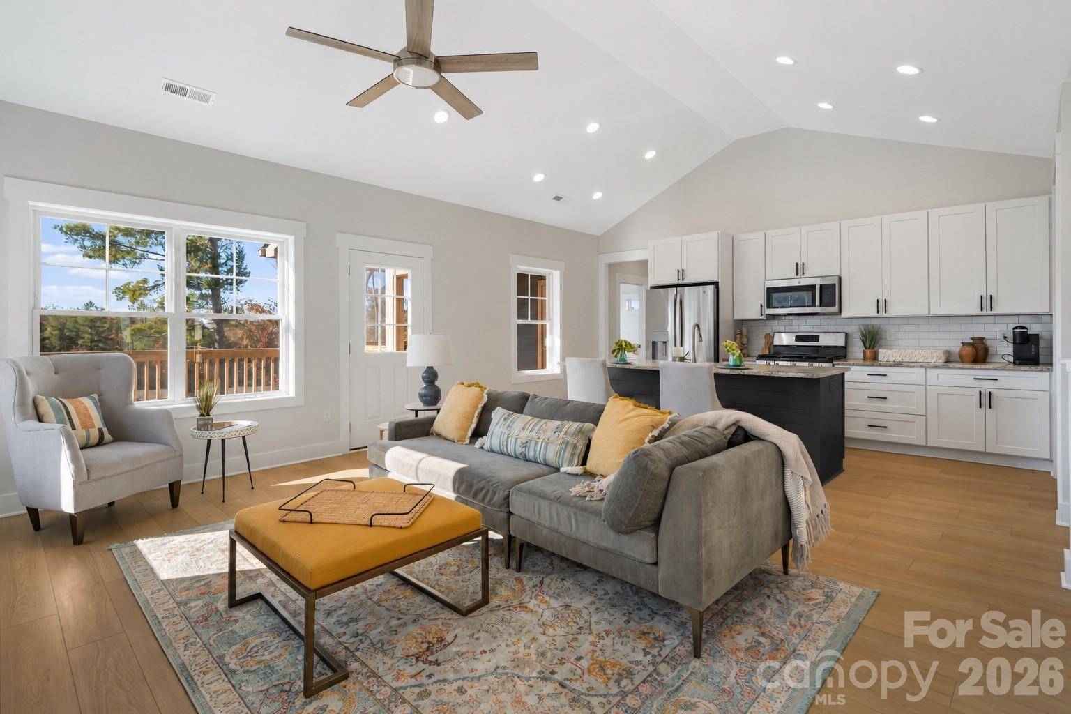 21 Sandstone DR, Weaverville, NC 28787