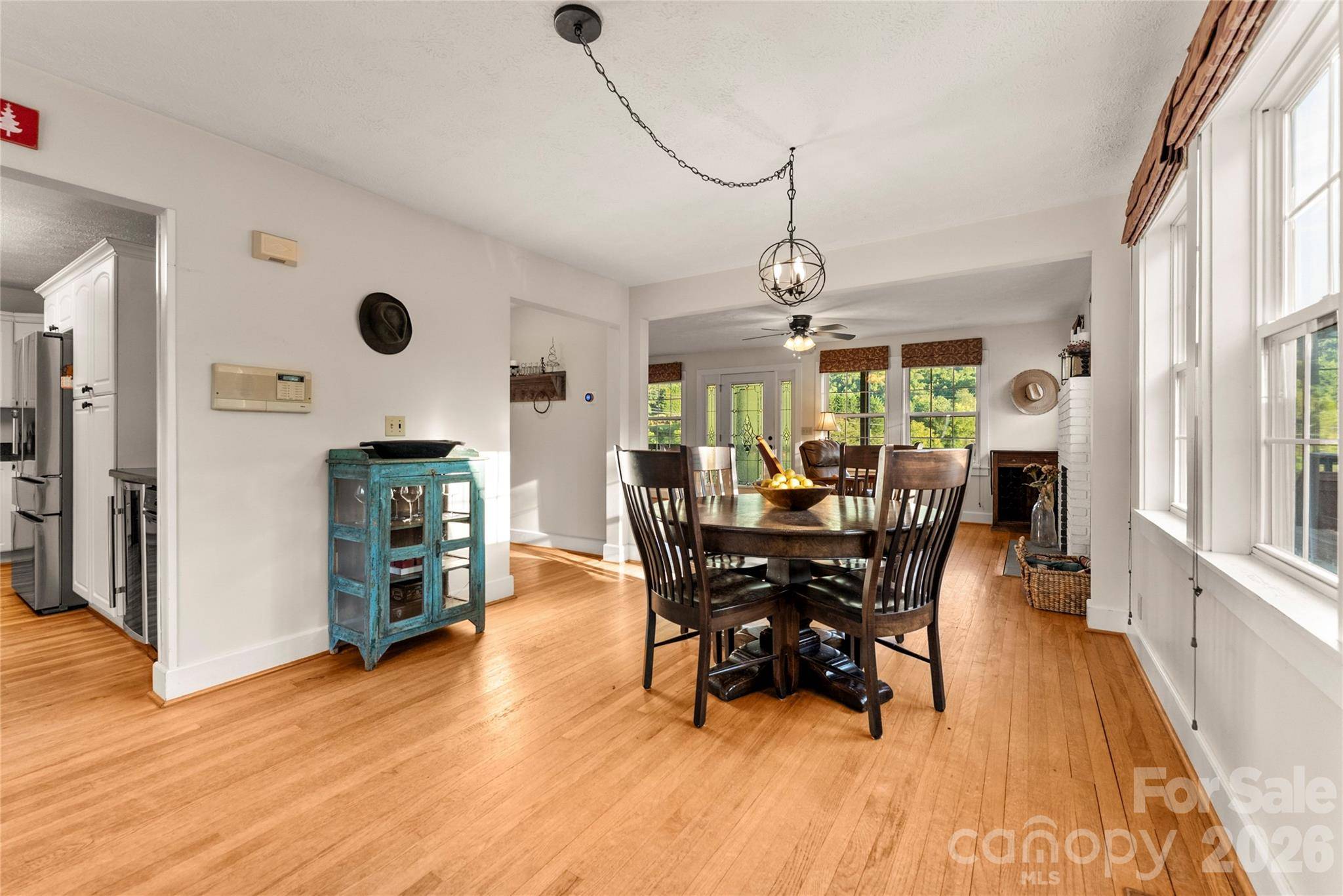 48 Silent Forest DR, Canton, NC 28716