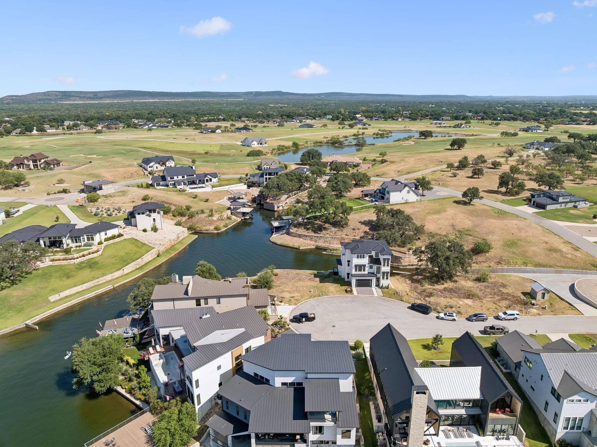 112 Houdini, Kingsland, TX 78611