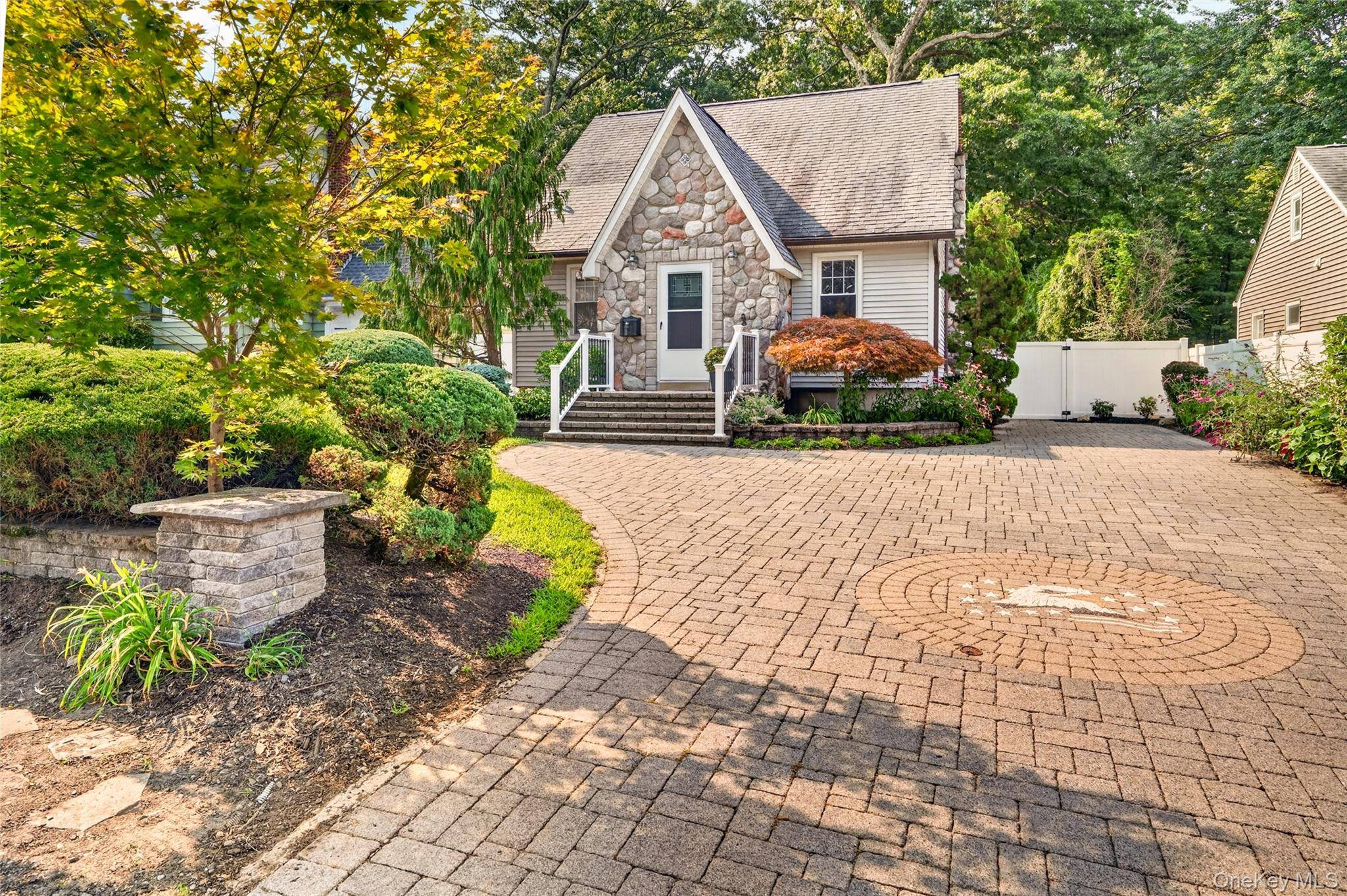 15 W Palisades AVE, Nanuet, NY 10954