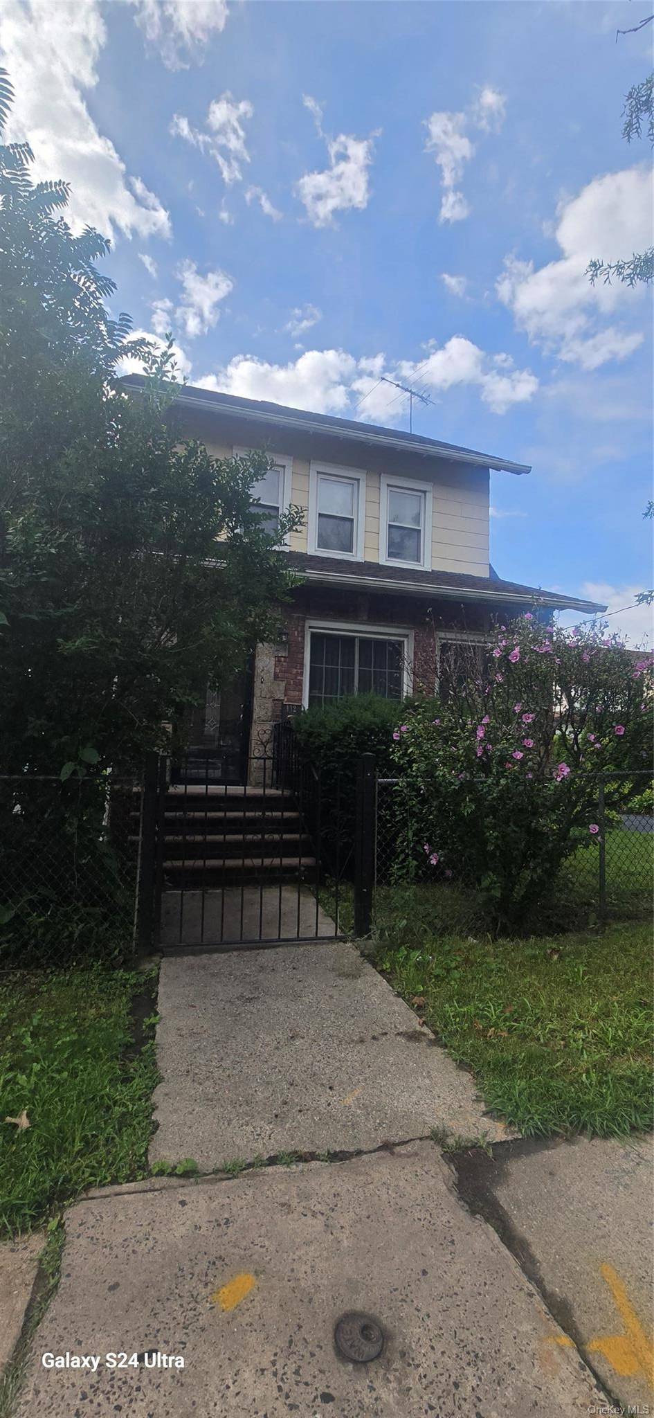 112 E 4th ST, Mount Vernon, NY 10550